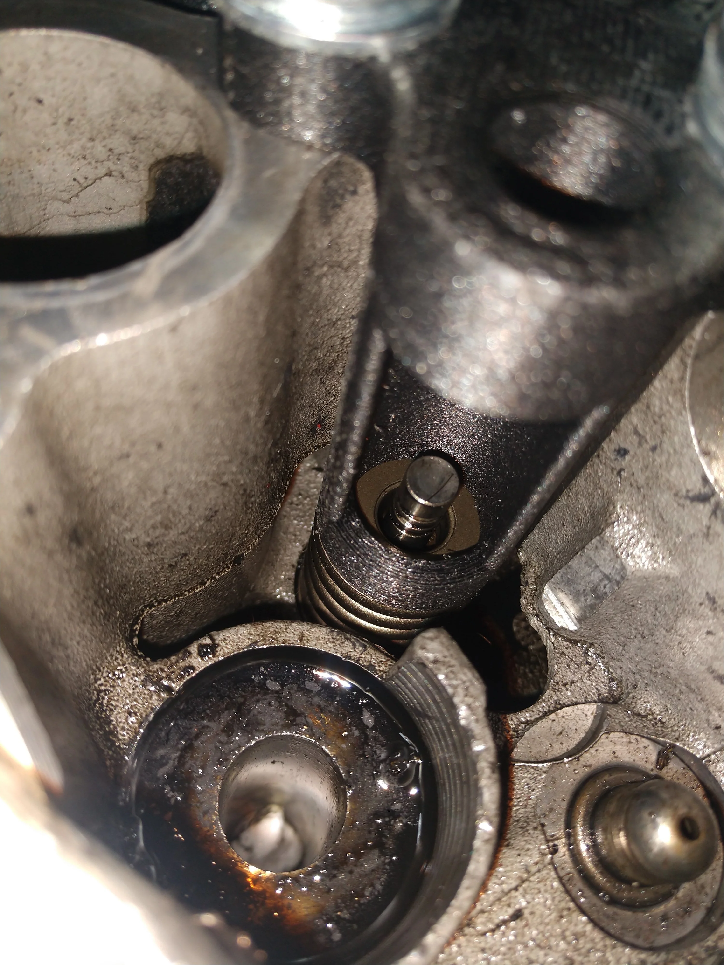 M57 Valve Spring Compressor