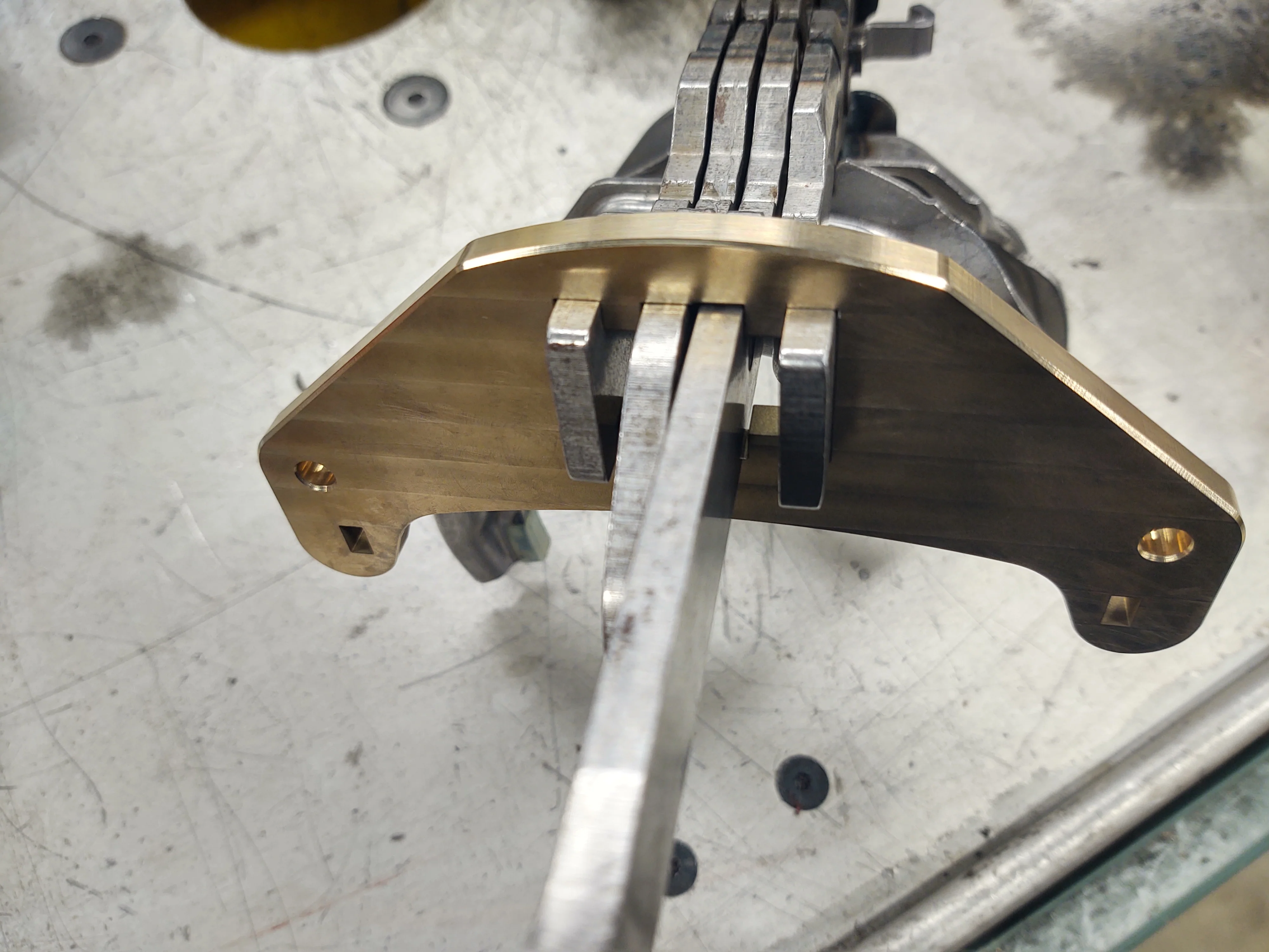 NSG370 Shift Rail Guide Plate - Image 3