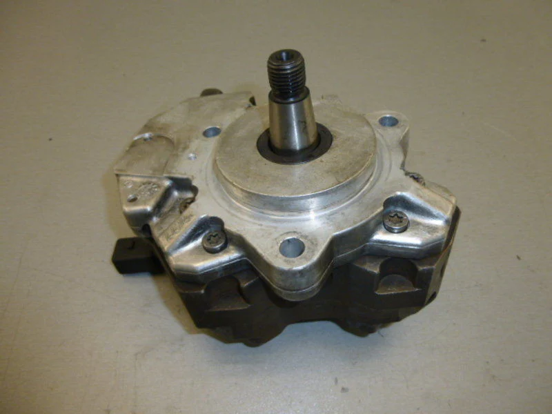 R90 CP3 High pressure fuel pump